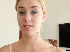 Stiefschwester beim Blasen und Poppen (5)